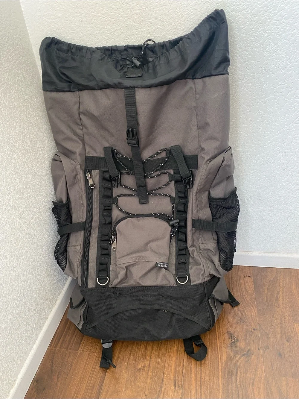 Western Pack Extra Large Men's Gray/Black Travel Backpack with Multiple Pockets